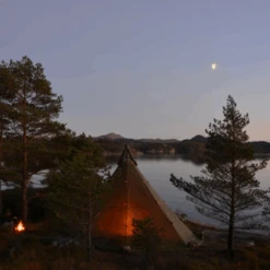 Tipi Helsport Varanger 12-14 24 Tipi Helsport Varanger 12-14 -Exped Soldes Magasin helsport varanger 4 6 pers 02 2 1