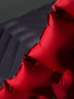 Matelas Klymit Insulated Static V Luxe -Exped Soldes Magasin matelas gonflable klymit static v luxe insulated 02