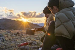 Therm-a-Rest Thermarest Honcho Poncho Down 38 Therm-a-Rest Thermarest Honcho Poncho Down -Exped Soldes Magasin poncho couette thermarest honcho poncho down 18