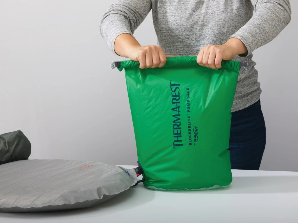 Therm-a-Rest Thermarest BlockerLite Pump Sack 4 Therm-a-Rest Thermarest BlockerLite Pump Sack – Image 4