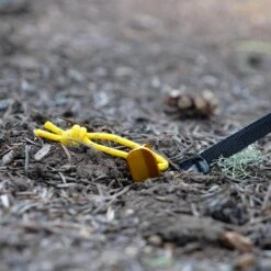 Six Moon Designs 6 Piece Stake Set -Exped Soldes Magasin sardines alu six moon design 6 piece stake set 03